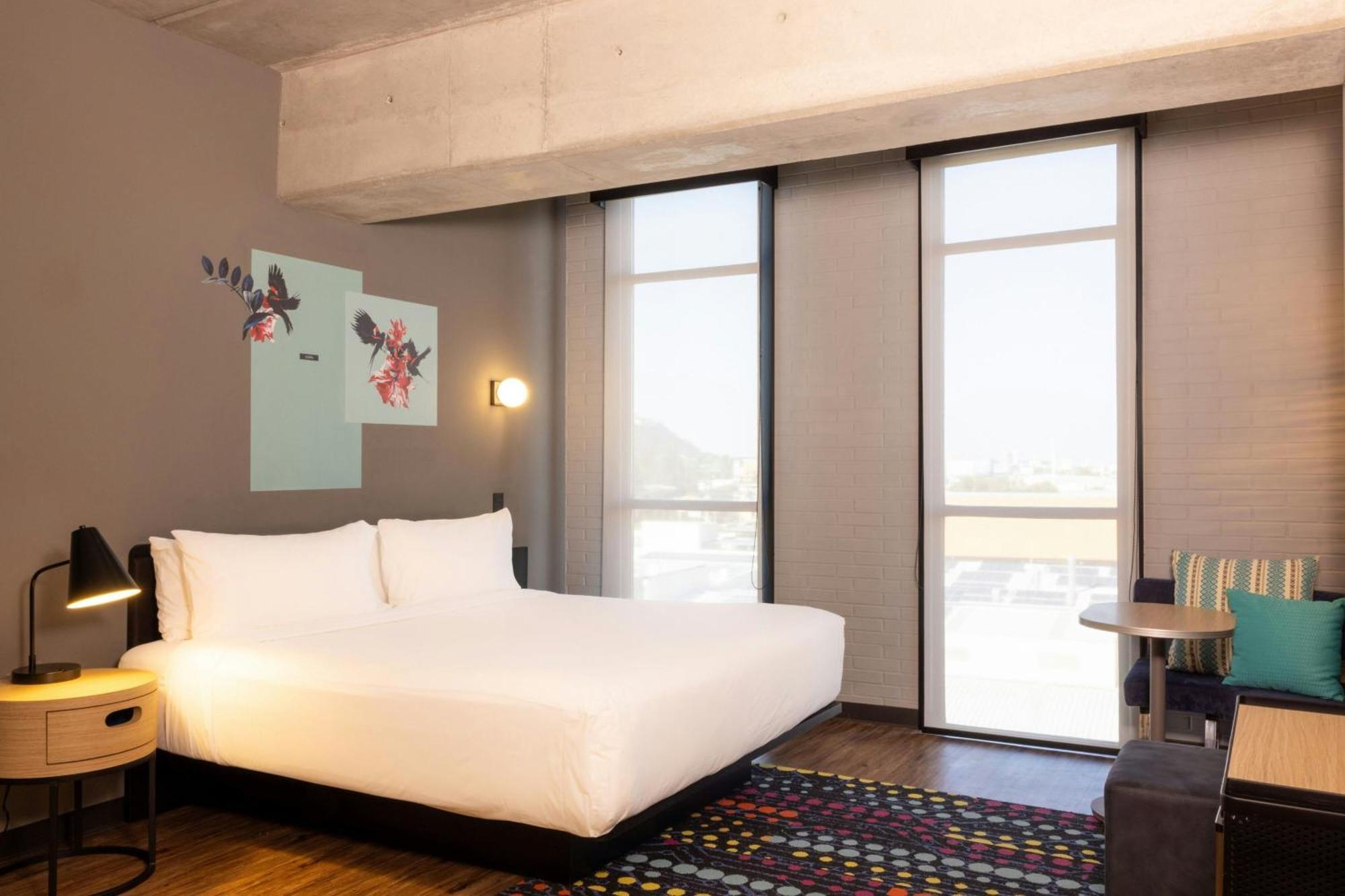 Aloft Guadalajara Sur Hotel Santa Anita  Exterior photo