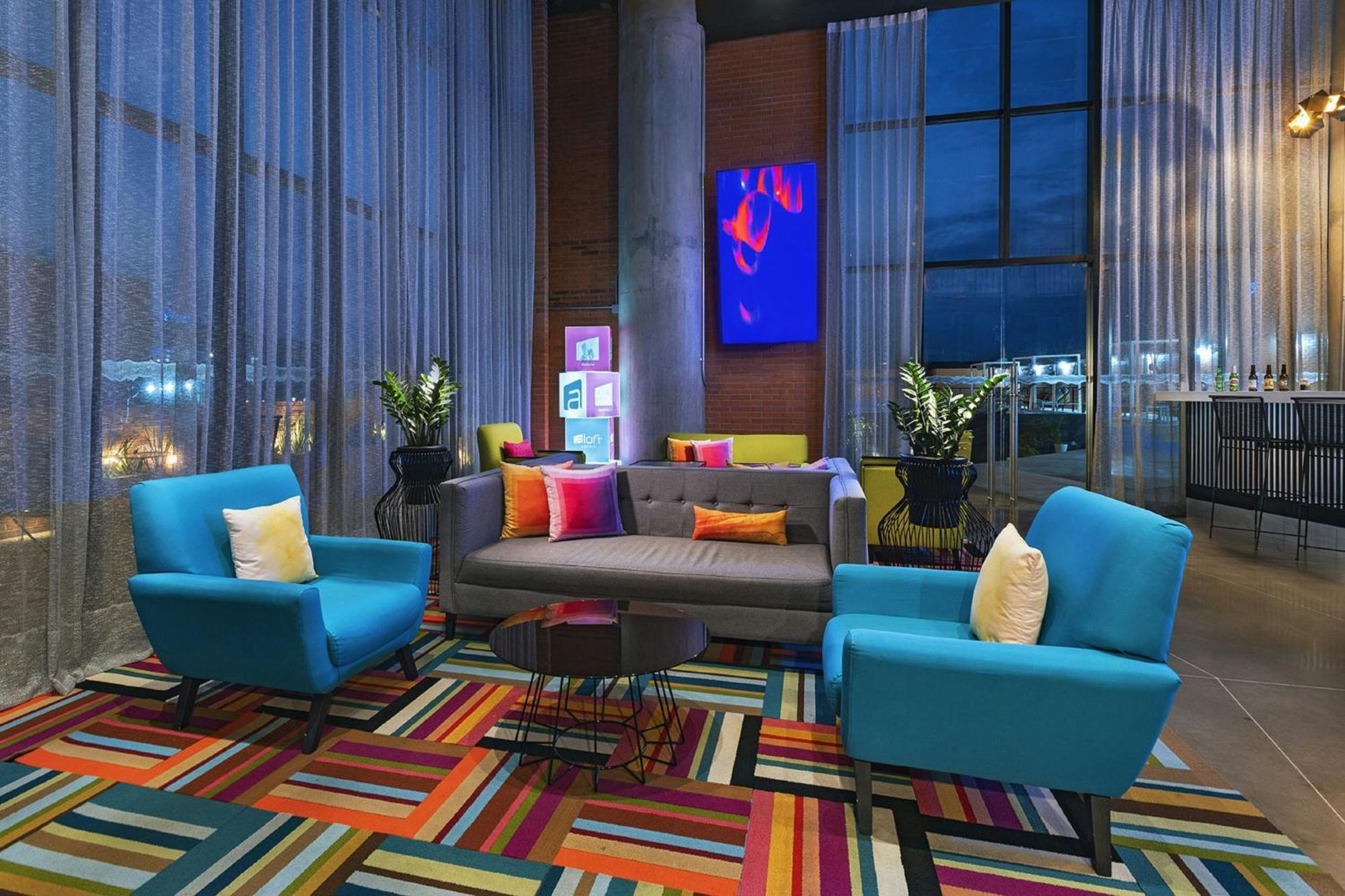 Aloft Guadalajara Sur Hotel Santa Anita  Exterior photo